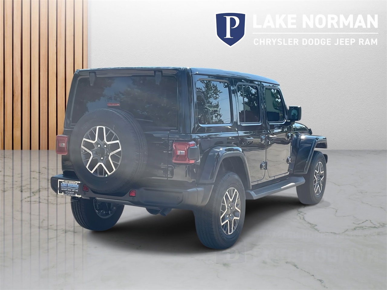2025 Jeep Wrangler Sahara photo 8