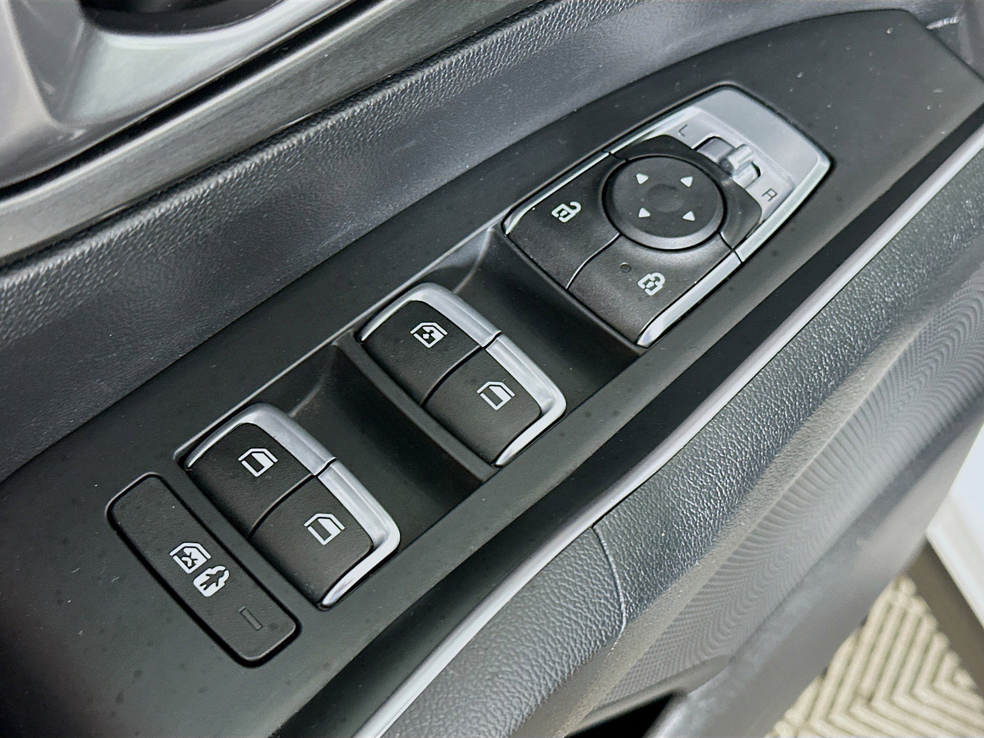 2021 Kia Sorento Hybrid S photo 14