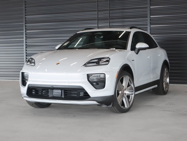2025 Porsche Macan Electric