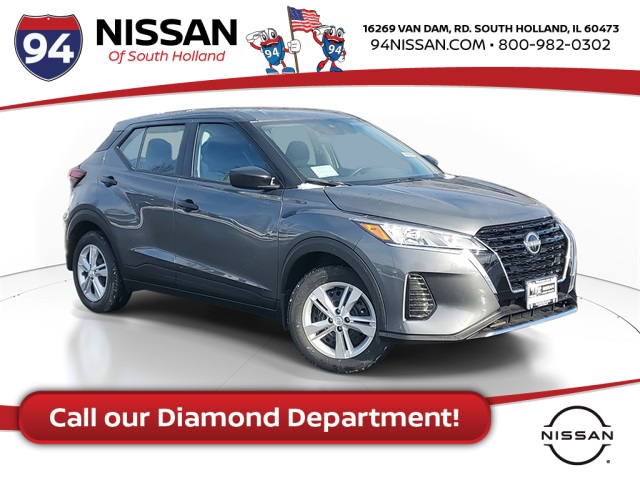 2025 Nissan KICKS PLAY Base's photo