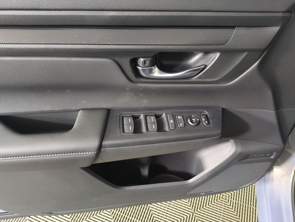 2026 Honda CR-V LX photo 11
