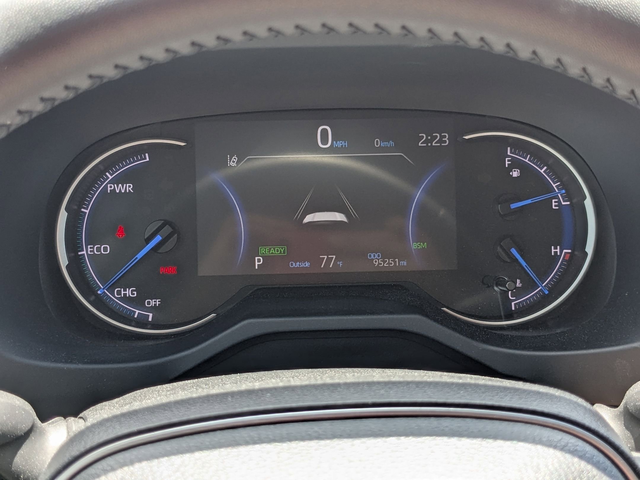 2022 Toyota RAV4 Hybrid Limited photo 18