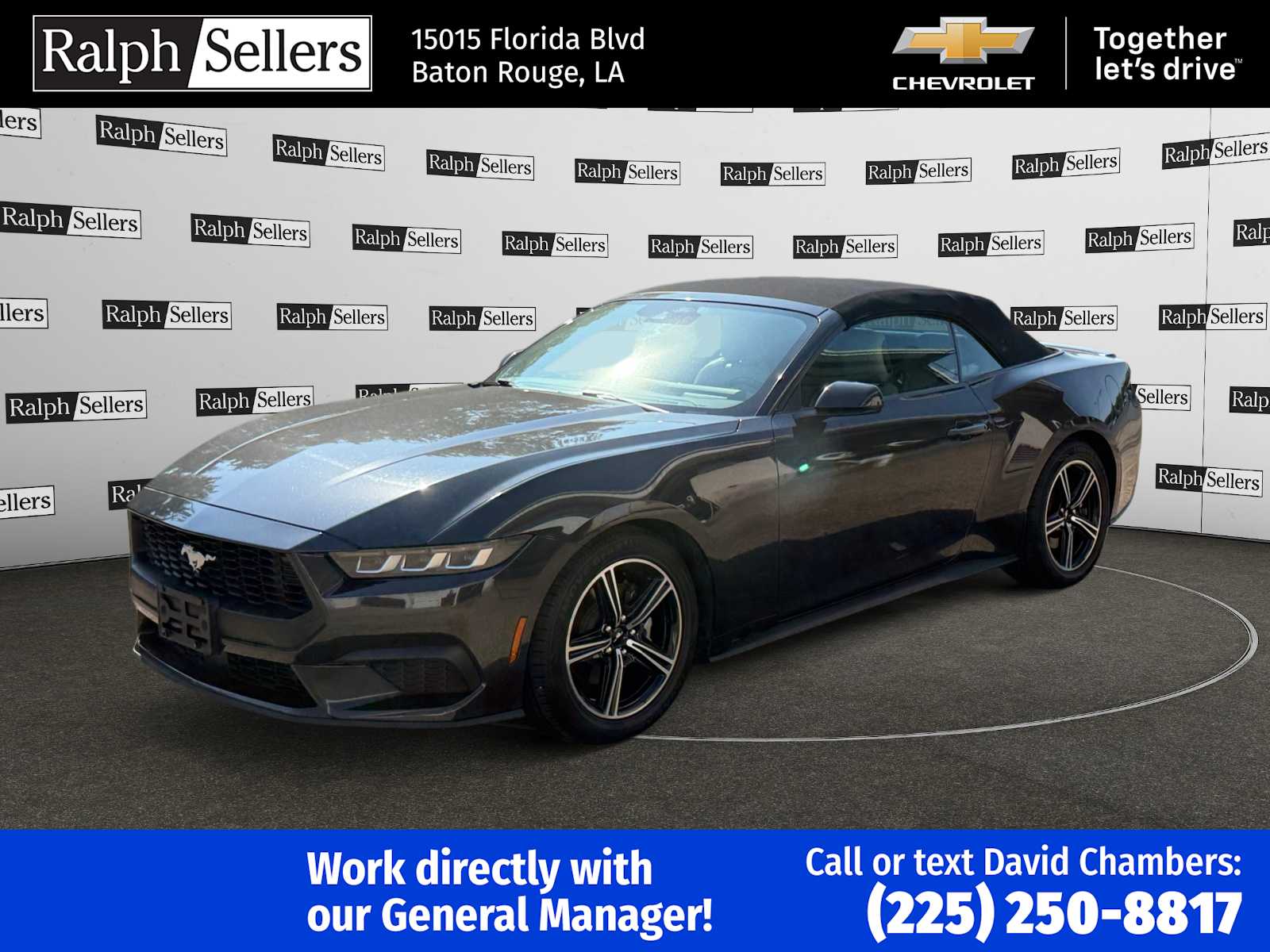 2024 Ford Mustang EcoBoost photo 2