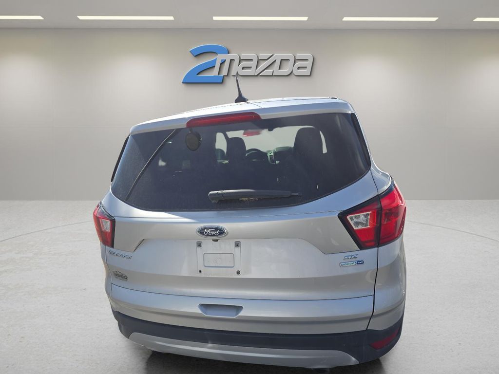 2019 Ford Escape SE photo 4