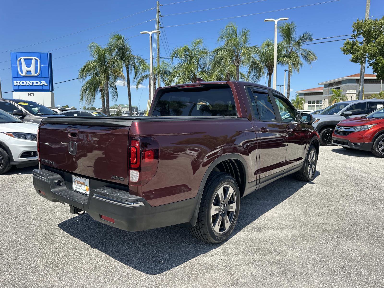 2017 Honda Ridgeline RTL-T photo 2