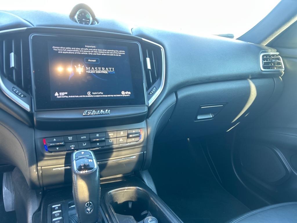 2019 Maserati Ghibli photo 7