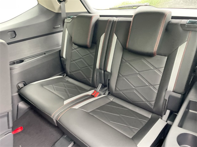 2025 Volkswagen Atlas Peak Edition SE photo 41