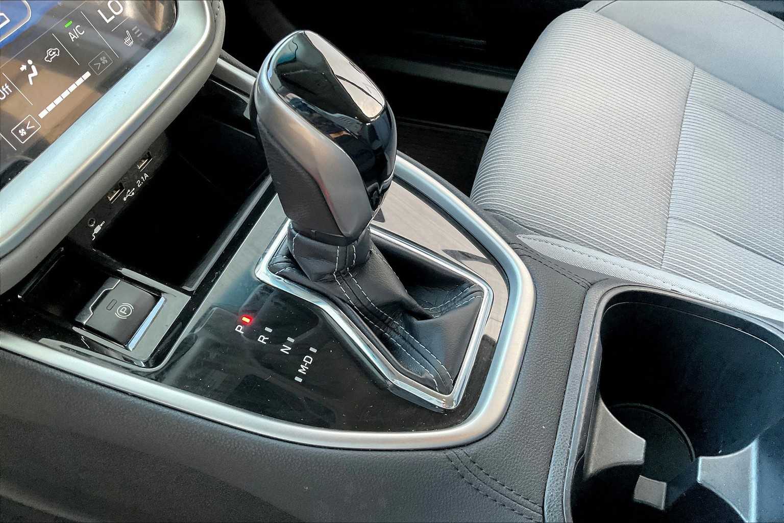 2022 Subaru Legacy Premium photo 14