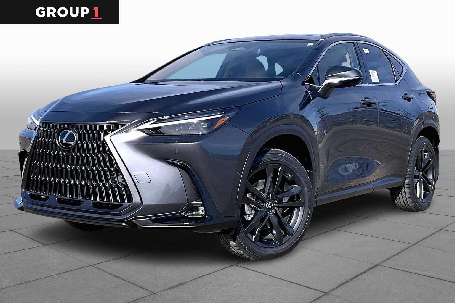 2026 Lexus NX PHEV 450h+'s photo