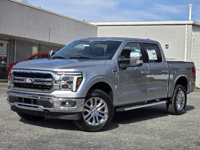 2025 Ford F-150 Lariat photo 2
