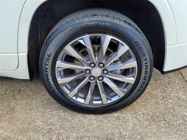 2023 Chevrolet Traverse Premier photo 8