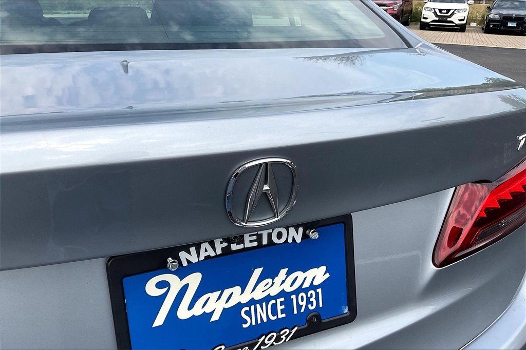 2015 Acura TLX Base photo 30