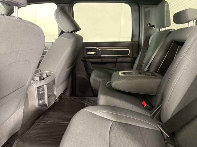 2025 Ram 2500 Big Horn photo 32