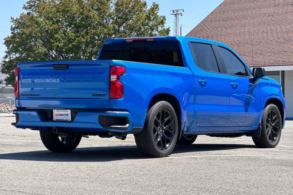 2025 Chevrolet Silverado 1500 RST photo 4