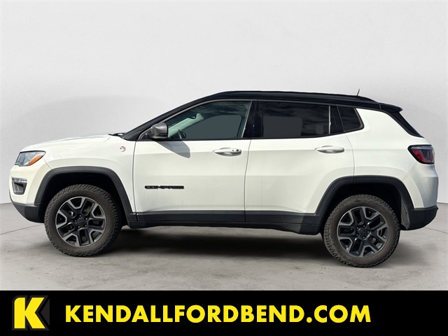 2019 Jeep Compass Trailhawk photo 2