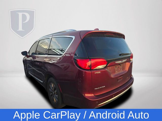 2019 Chrysler Pacifica Touring Plus photo 3