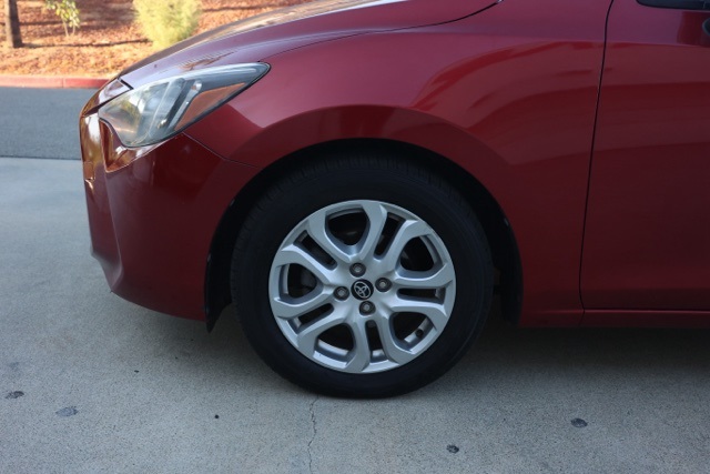 2018 Toyota Yaris iA Base photo 10