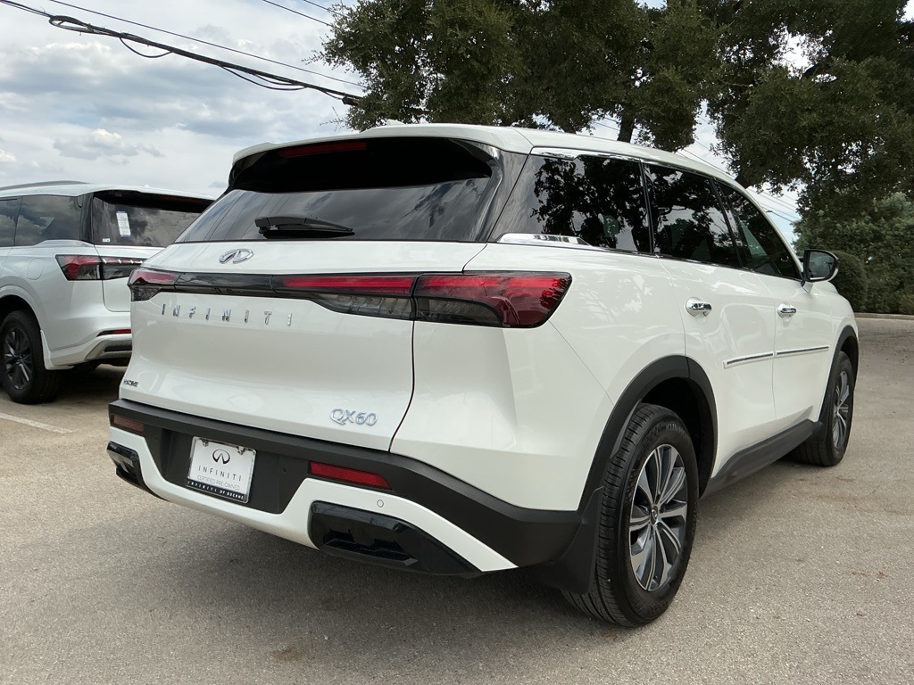 2025 Infiniti QX60 Pure photo 2