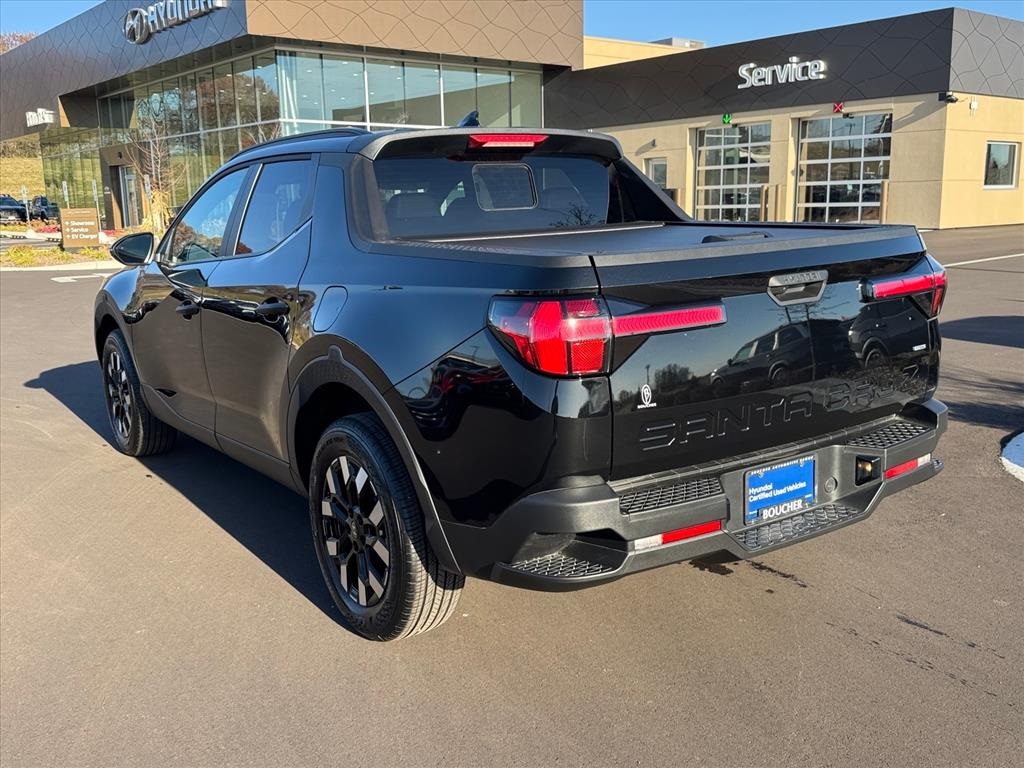 2025 Hyundai Santa Cruz SEL Activity photo 3