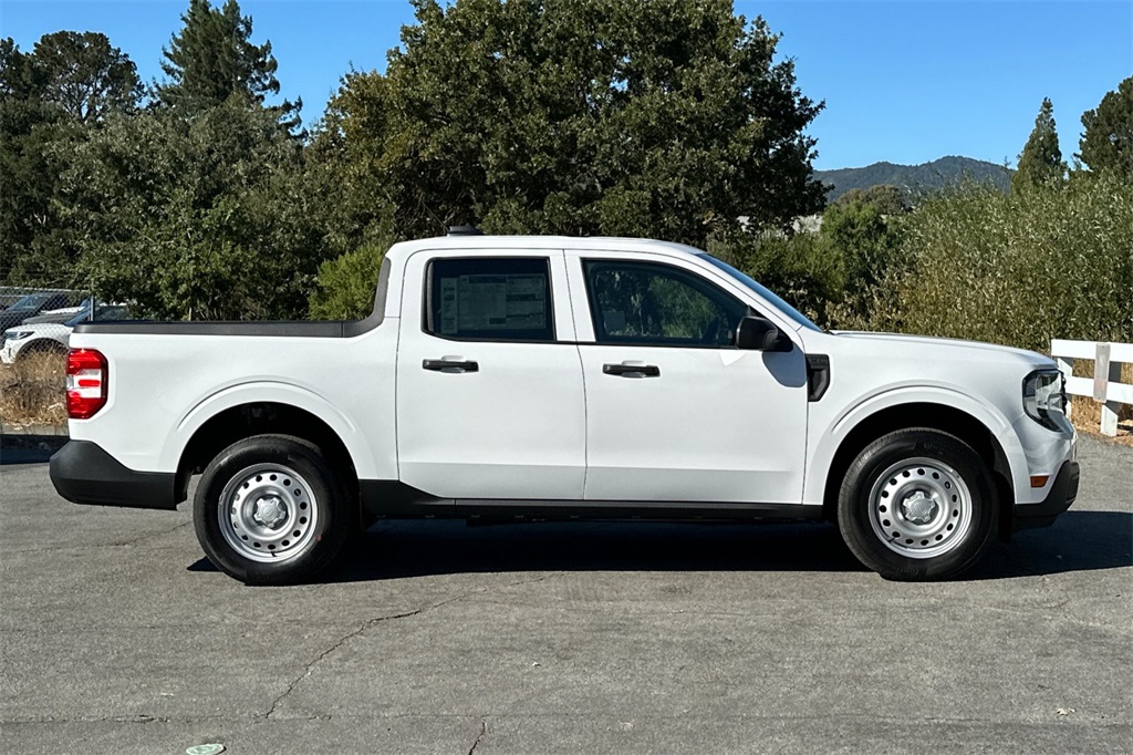 2025 Ford Maverick XL photo 3