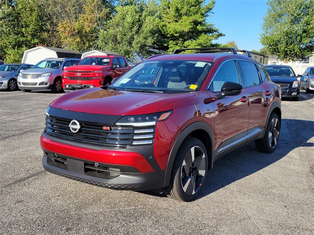 2026 Nissan Kicks SR photo 4