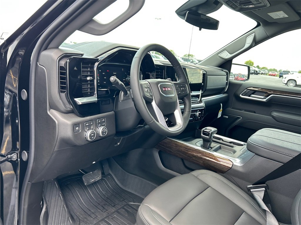 2026 GMC SIERRA - Image 16