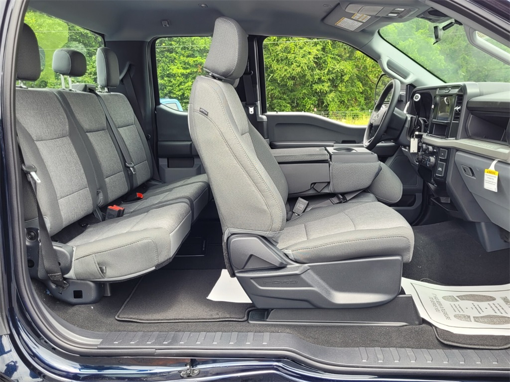 2025 Ford F-350 XL photo 13