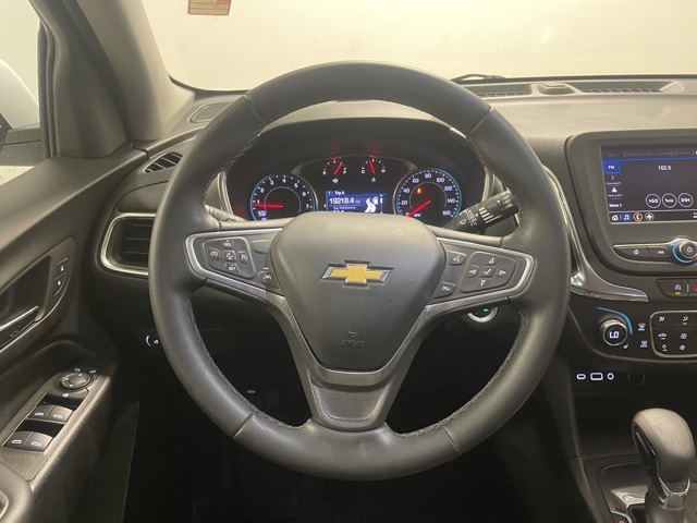 2023 Chevrolet Equinox LT photo 3