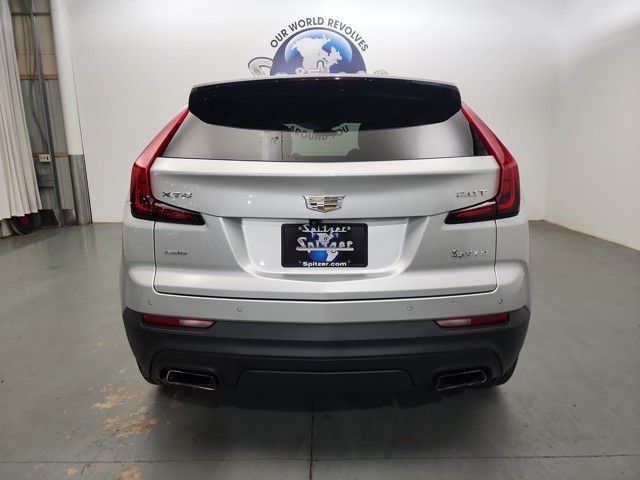 2019 Cadillac XT4 Luxury photo 3