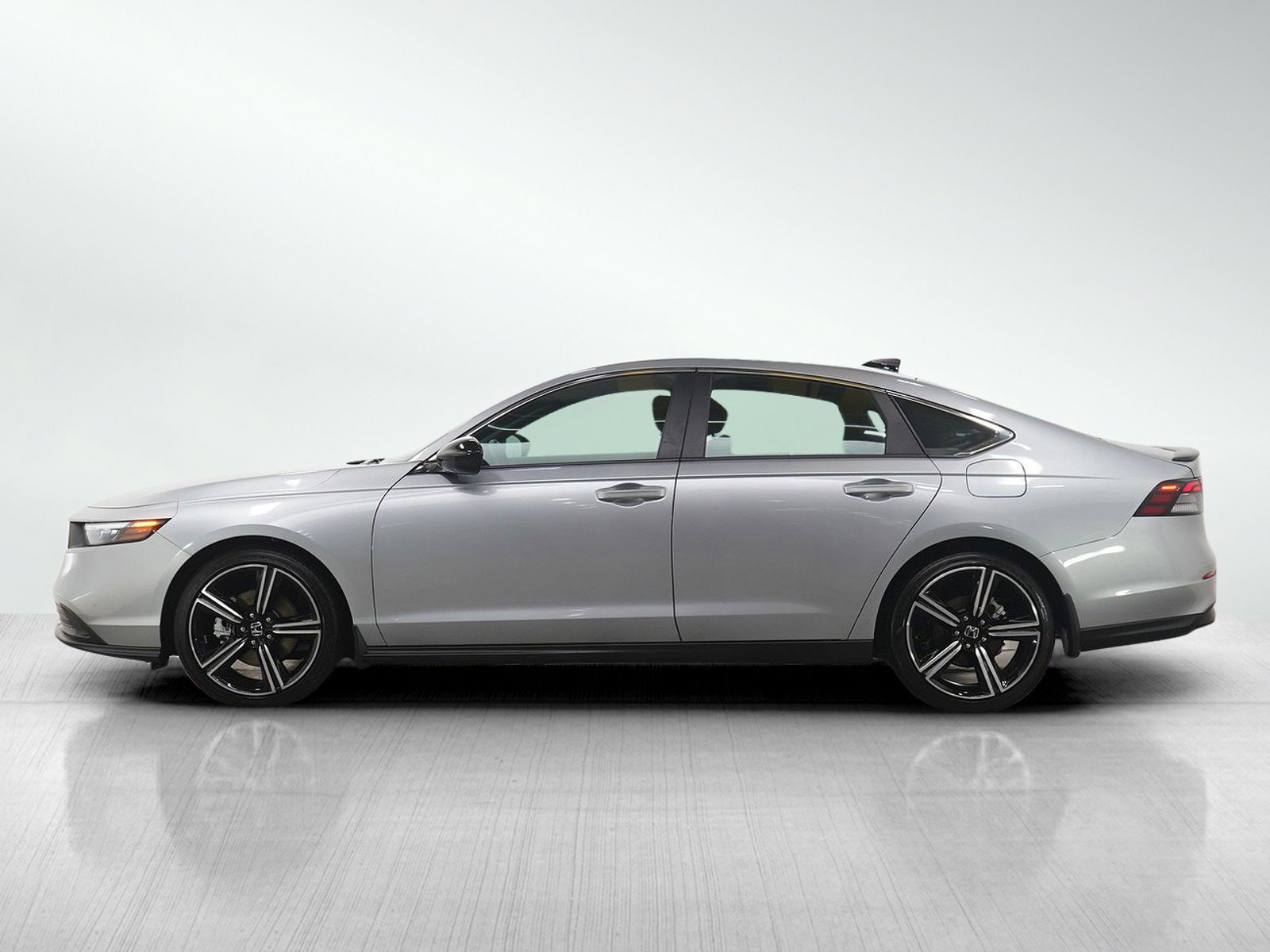 Used 2023 Honda Accord Hybrid Sport with VIN 1HGCY2F57PA064563 for sale in Burnsville, Minnesota