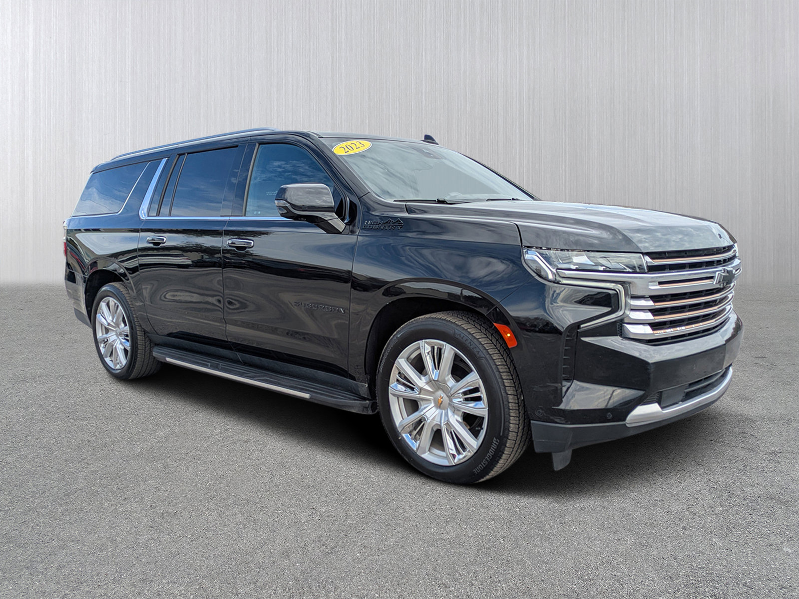2023 Chevrolet Suburban High Country's photo