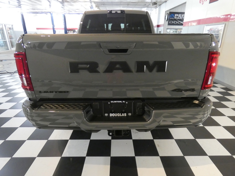 2026 Ram 2500 Limited photo 4