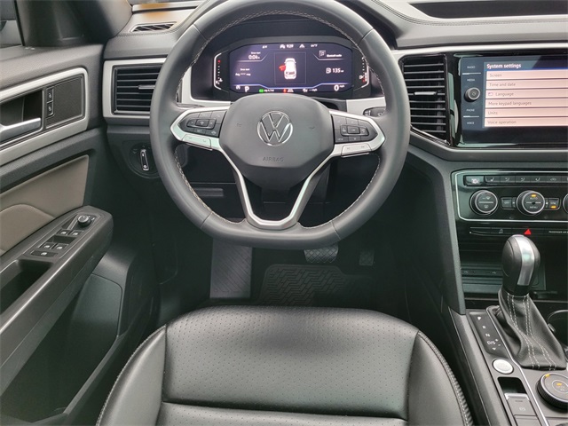 2022 Volkswagen Atlas Cross Sport V6 SE Technology photo 27