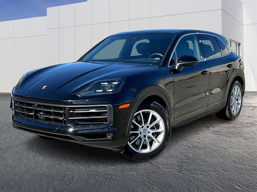 2024 Porsche Cayenne Base's photo
