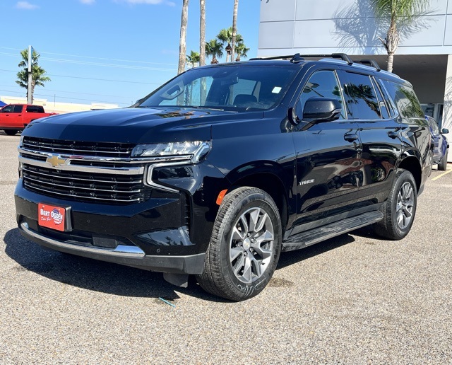 2023 Chevrolet Tahoe LT photo 3