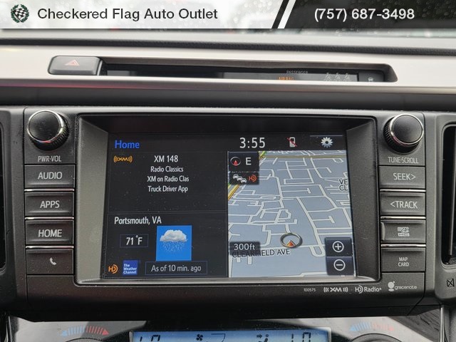 2017 Toyota RAV4 XLE photo 15
