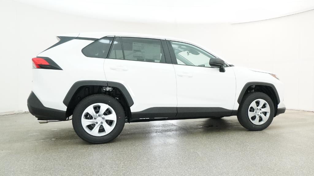 2025 Toyota RAV4 LE photo 23