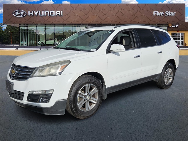 2016 Chevrolet Traverse 2LT photo 3