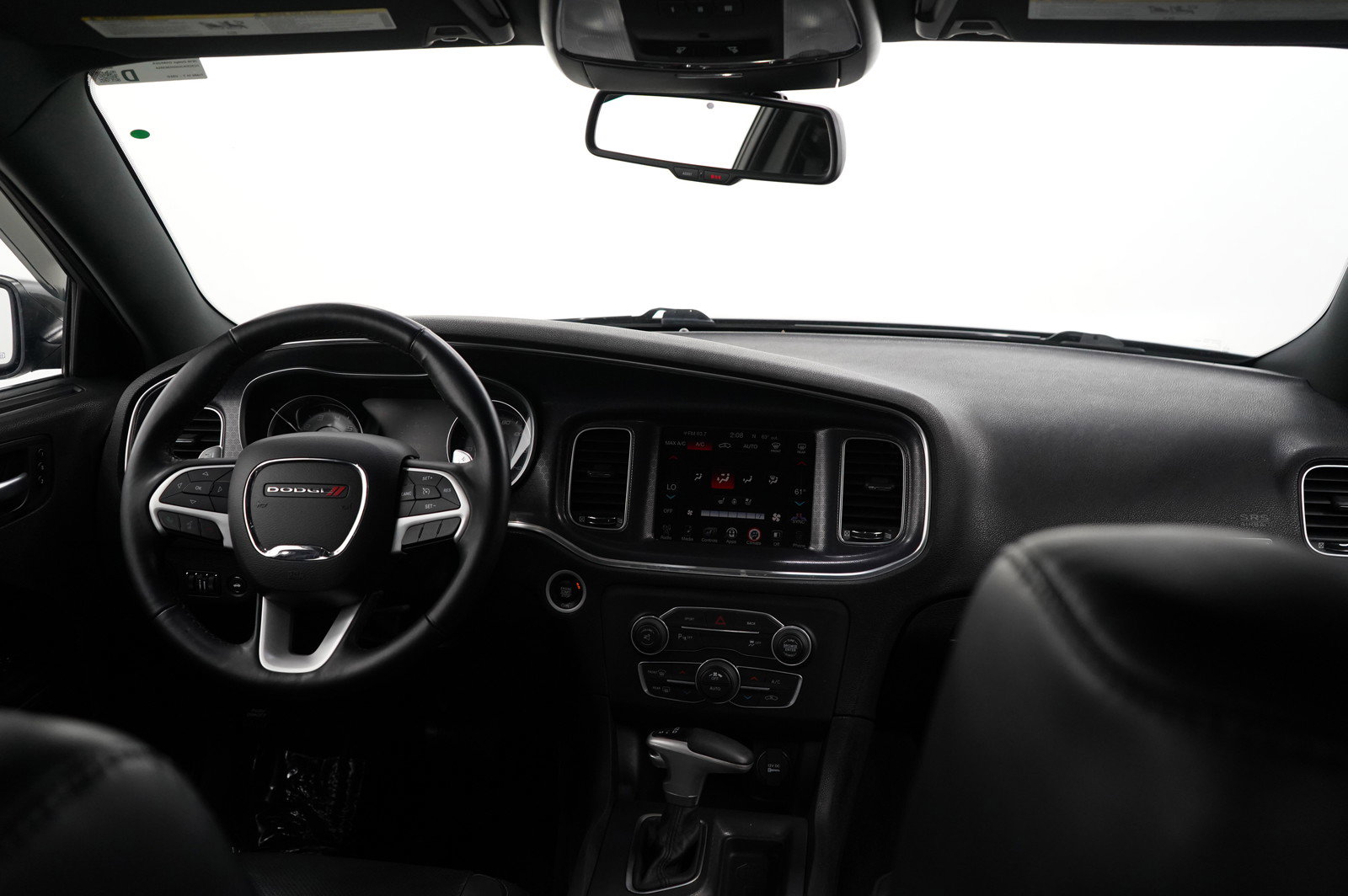 2016 Dodge Charger SXT photo 11