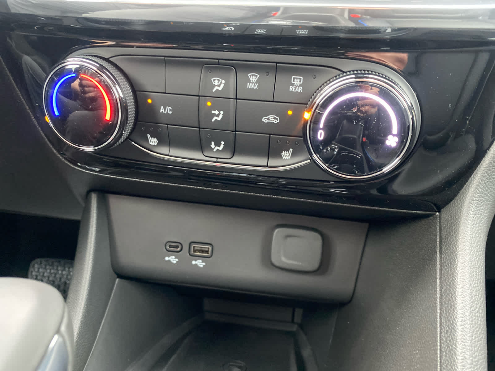 2026 Buick Encore Sport Touring photo 22