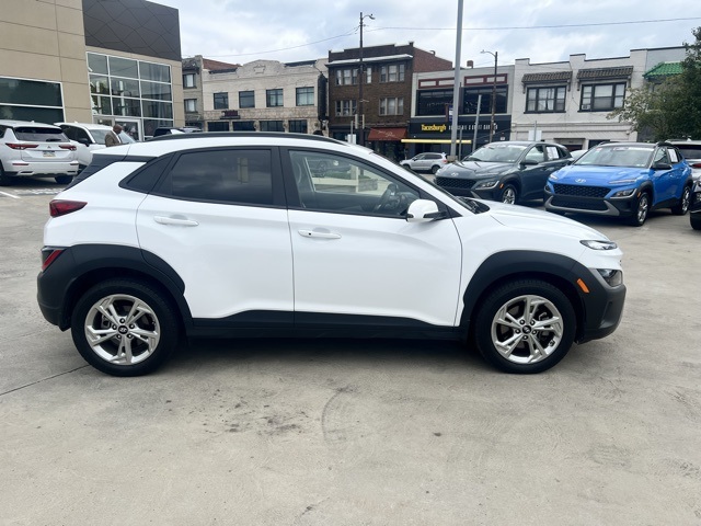 2023 Hyundai Kona SEL photo 2