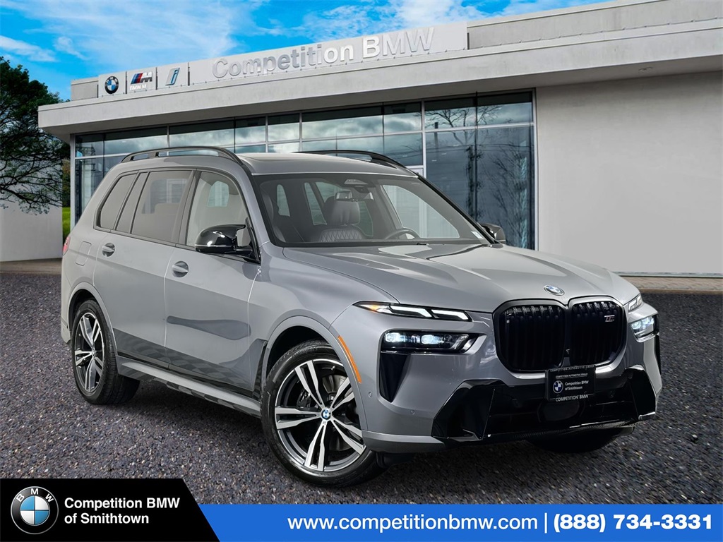 2025 BMW X7 M60i's photo