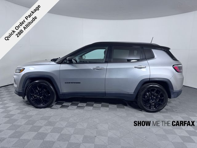 2022 Jeep Compass Altitude photo 3
