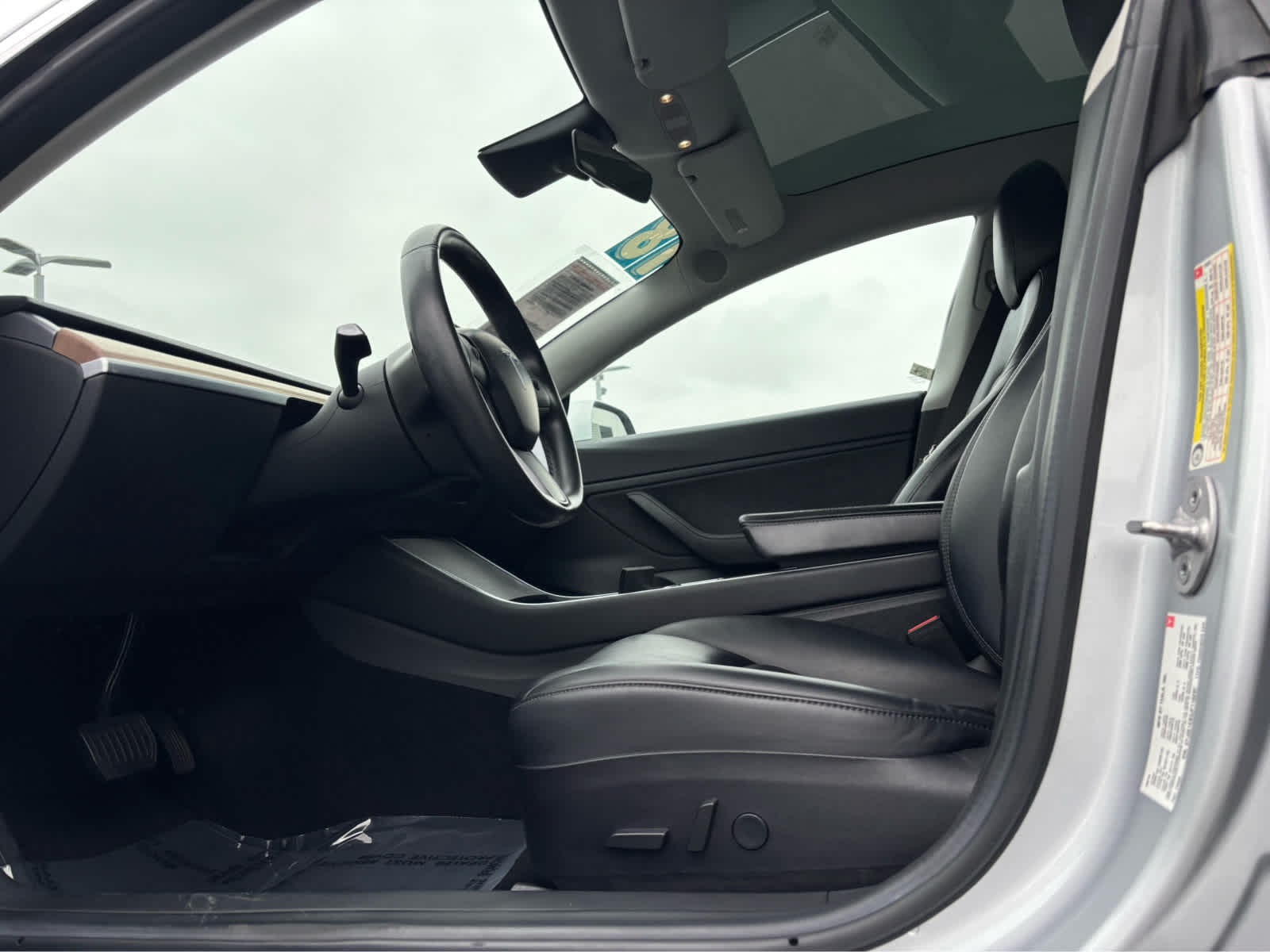 2018 Tesla Model 3 Long Range photo 12