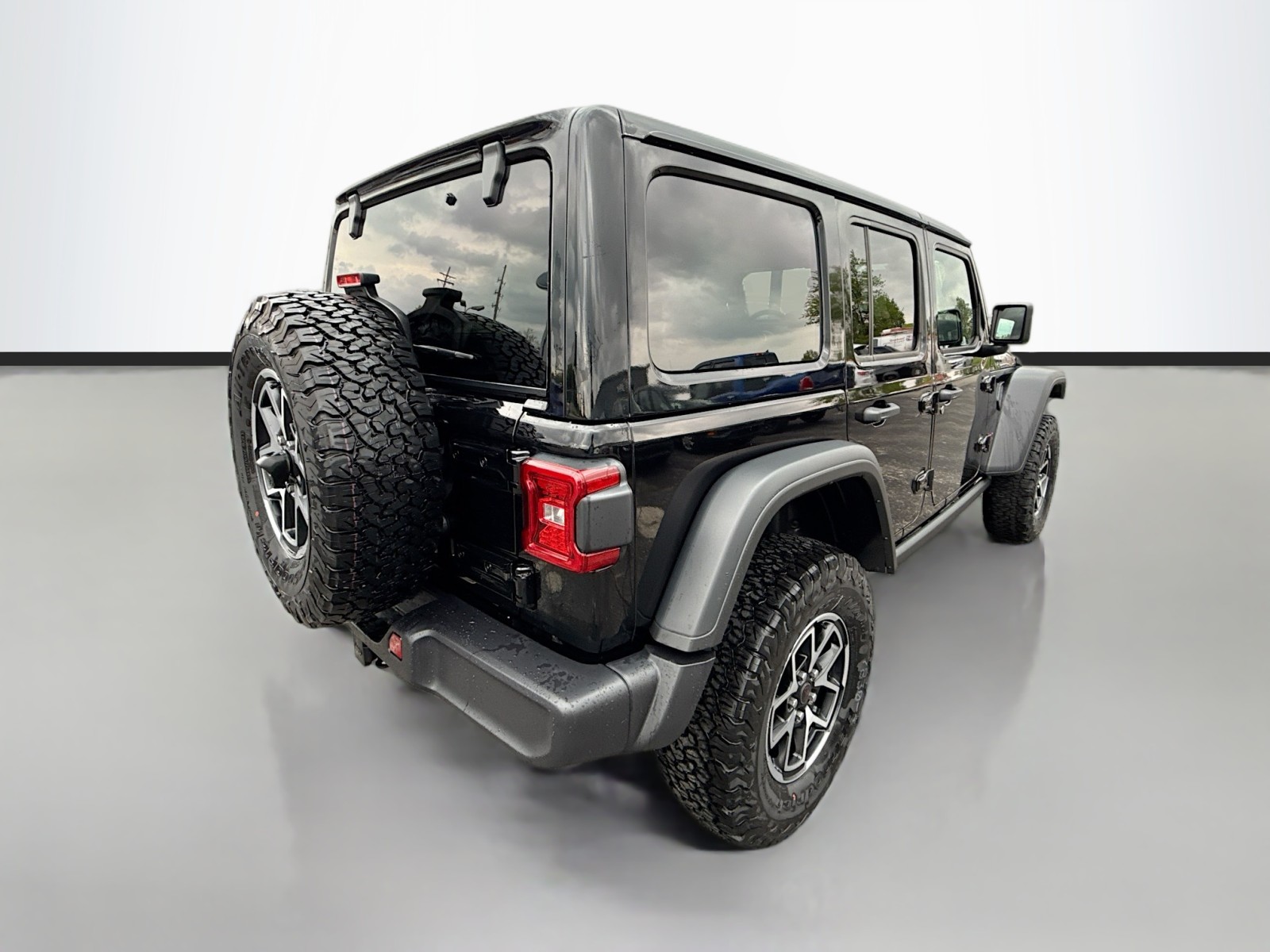 2025 Jeep Wrangler Rubicon photo 5