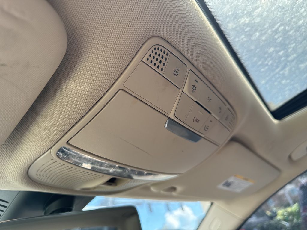 2021 Mercedes Benz C 300 photo 19