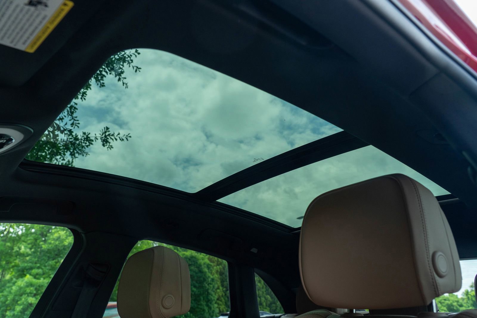 2025 Porsche Macan Base photo 29