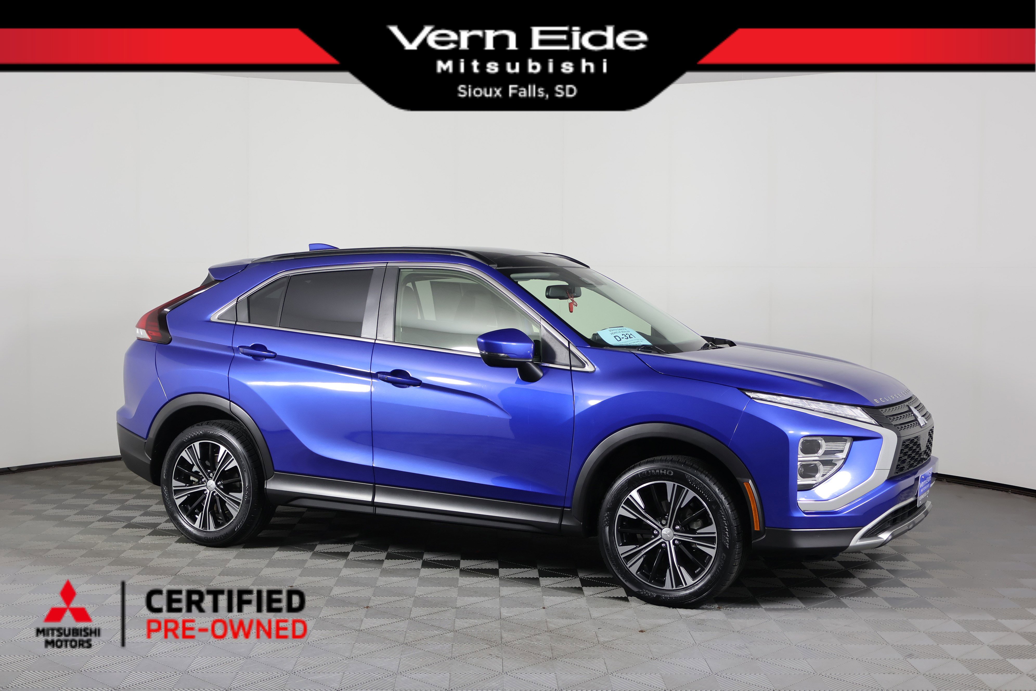 2022 Mitsubishi Eclipse Cross SE's photo