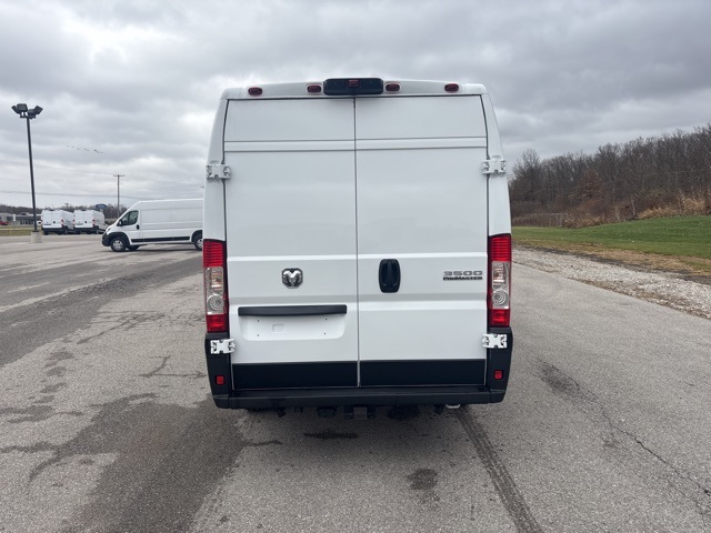 2026 Ram ProMaster 3500 photo 2