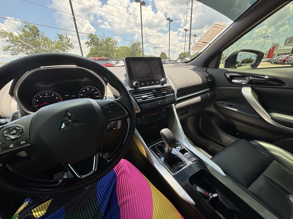 2022 Mitsubishi Eclipse Cross SEL photo 19